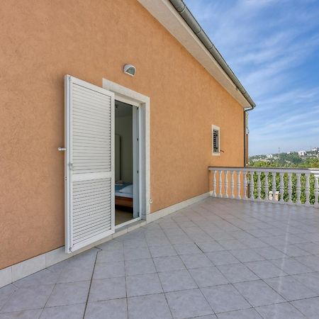 Apartments Grozdana Цриквеница Экстерьер фото