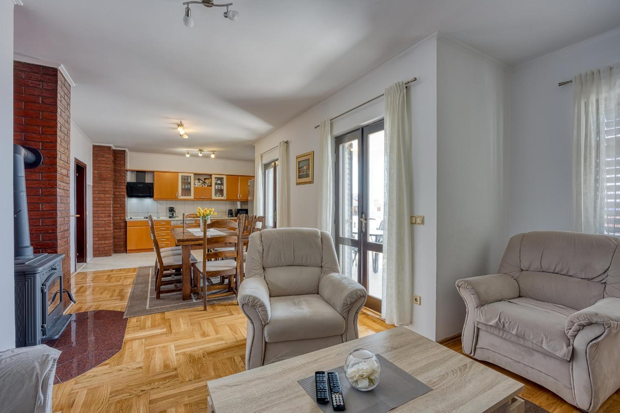 Apartments Grozdana Цриквеница Экстерьер фото